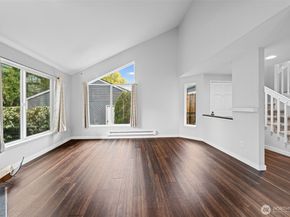 2321 SE 8th Drive, Renton WA 98055