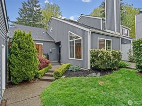 2321 SE 8th Drive, Renton WA 98055
