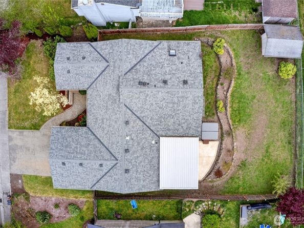 16616 133rd Place SE, Renton WA 98058