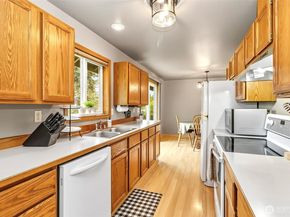 10103 27th Drive SE, Everett WA 98208