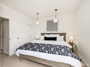 2364 Fairview Avenue E 8, Seattle WA 98102