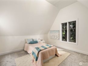 421 N 40th Street, Seattle WA 98103