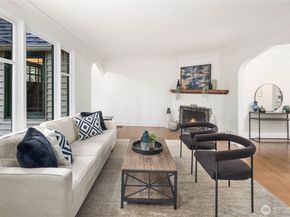 421 N 40th Street, Seattle WA 98103