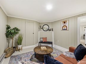 421 N 40th Street, Seattle WA 98103