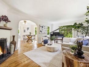 421 N 40th Street, Seattle WA 98103