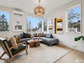 2626 58th Avenue SW A, Seattle WA 98116