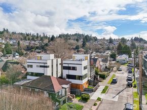 2626 58th Avenue SW A, Seattle WA 98116