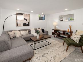 6857 44th Avenue NE, Seattle WA 98115