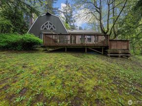 611 208th Avenue SE, Sammamish WA 98074