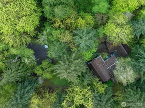 611 208th Avenue SE, Sammamish WA 98074