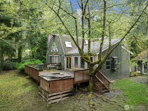 611 208th Avenue SE, Sammamish WA 98074