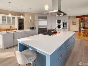 8425 SW 216th Street, Vashon WA 98070