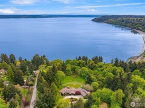 8425 SW 216th Street, Vashon WA 98070