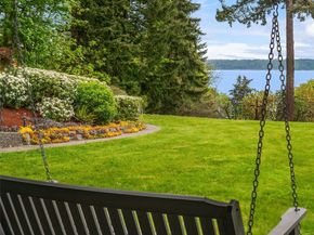 8425 SW 216th Street, Vashon WA 98070