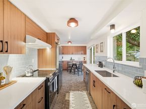 22618 87th Avenue W, Edmonds WA 98026