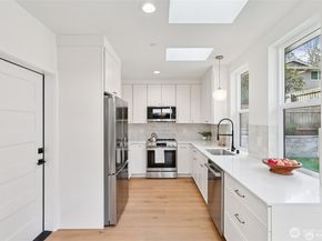 20205 5th Avenue NW, Shoreline WA 98177