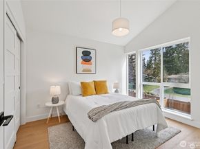 20205 5th Avenue NW, Shoreline WA 98177