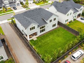 1442 241st Pl SE, Bothell WA 98021