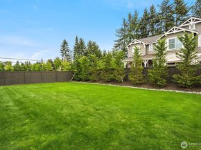 1442 241st Pl SE, Bothell WA 98021