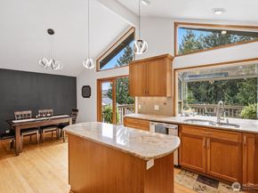 13717 46th Avenue W, Edmonds WA 98026