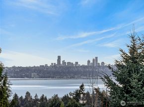 11222 NE 100th Street, Kirkland WA 98033