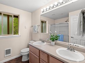 4701 NW Walgren Drive A201, Silverdale WA 98383