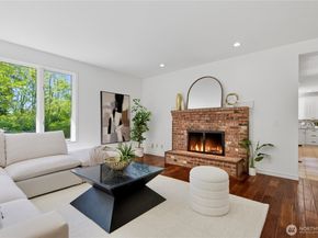15885 SE 62nd St, Bellevue WA 98006