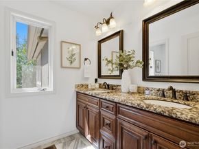 15885 SE 62nd St, Bellevue WA 98006