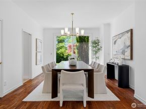 15885 SE 62nd St, Bellevue WA 98006