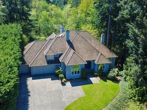 15885 SE 62nd St, Bellevue WA 98006