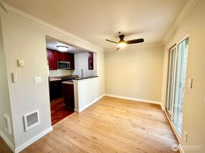 1808 S 284th Lane E203, Federal Way WA 98003