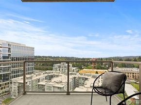 10650 NE 9th Place 1925, Bellevue WA 98004