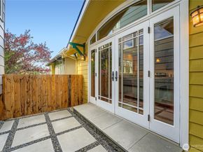 1924 Franklin Avenue E, Seattle WA 98102