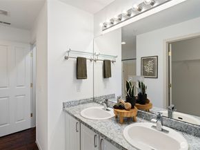 5208 236th Place SE 213, Issaquah WA 98029