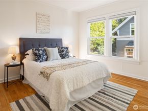 9716 Dayton Avenue N, Seattle WA 98103