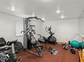 250 NW Dogwood Street E102, Issaquah WA 98027