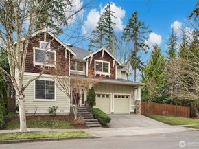 20128 12th Avenue W, Lynnwood WA 98036