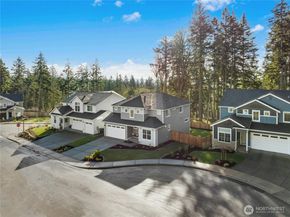 1767 NE Crystallia Court, Poulsbo WA 98370