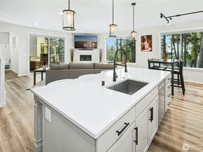 1767 NE Crystallia Court, Poulsbo WA 98370