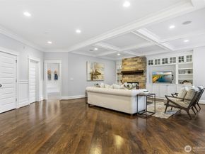 1416 105th Avenue SE, Bellevue WA 98004