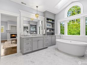 1416 105th Avenue SE, Bellevue WA 98004