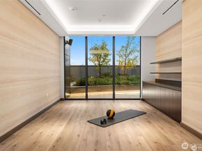 889 Avenue Square NE 1702, Bellevue WA 98004