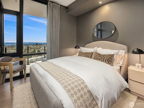 889 Avenue Square NE 1702, Bellevue WA 98004