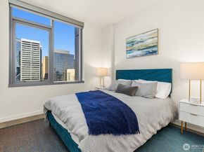 800 Columbia Street 2808, Seattle WA 98104