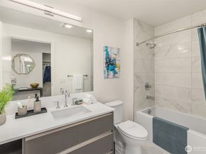 800 Columbia Street 2808, Seattle WA 98104