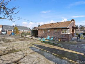 5503 33rd Avenue S, Seattle WA 98118