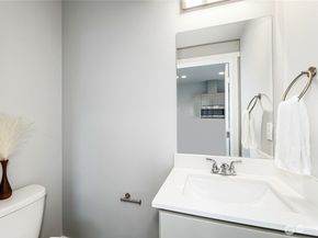 846 SW 136th 1, Burien WA 98166