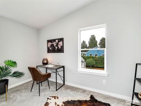 846 SW 136th 1, Burien WA 98166