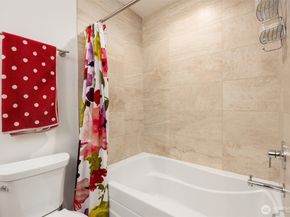 259 Wills lane NW 259, Bainbridge Island WA 98110