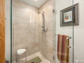 259 Wills lane NW 259, Bainbridge Island WA 98110